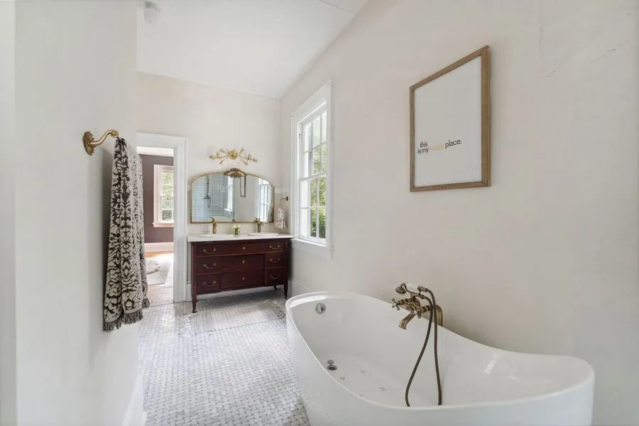 Home renovation in Summerville, SC creating personalized and story-driven interior designs